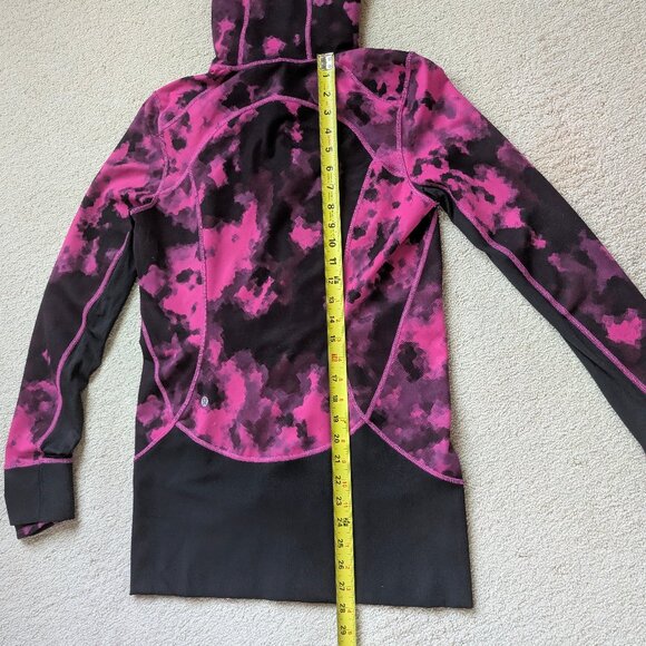 EUC Lululemon Daily Practice Jacket Blooming Pixie Raspberry Black Women's 8 run - Picture 12 of 14